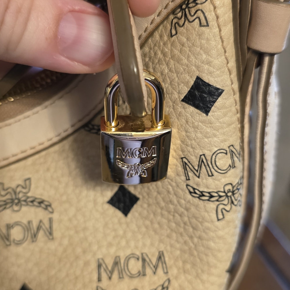 SOLD---------MCM Visetos Cream Shoulder Bag C2847 - Picture 7 of 11